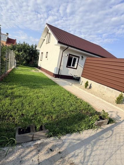 Casă cu 2 camere în Valu lui Traian