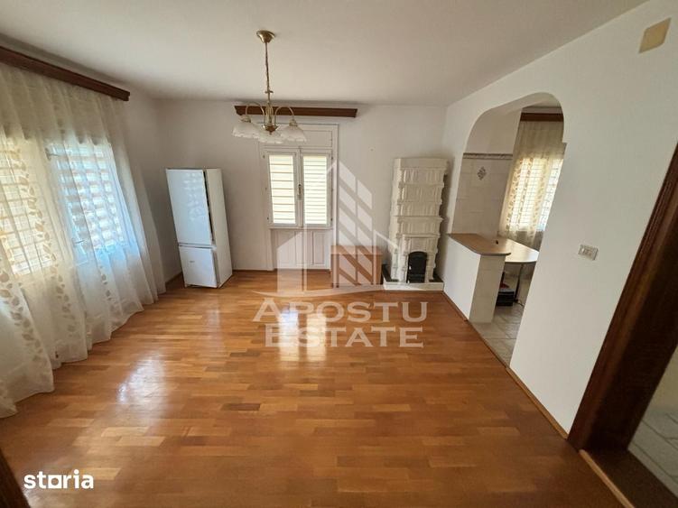 Casă cu Teren 470 Mp în Lupac