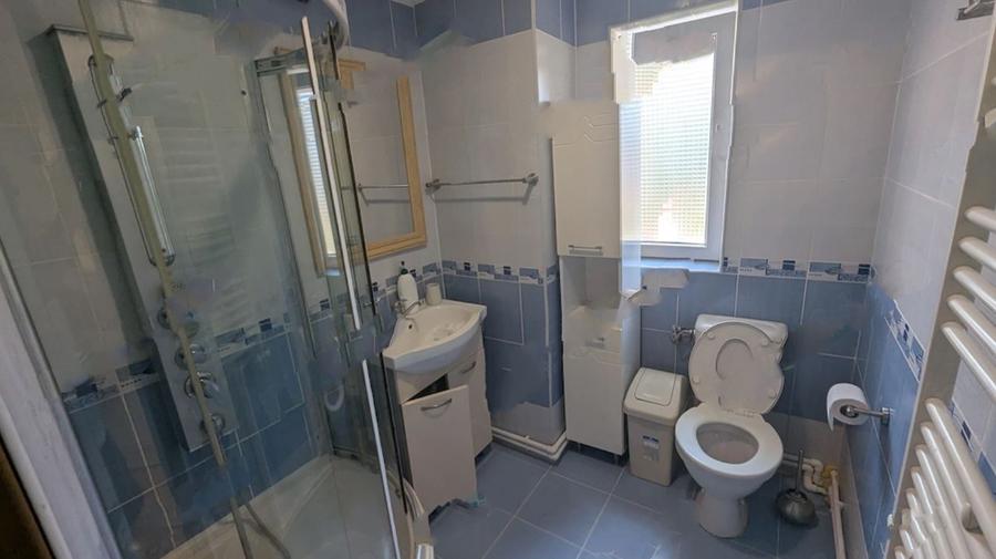 Apartament cu 3 camere decomandat, mobilat în Mihai Bravu