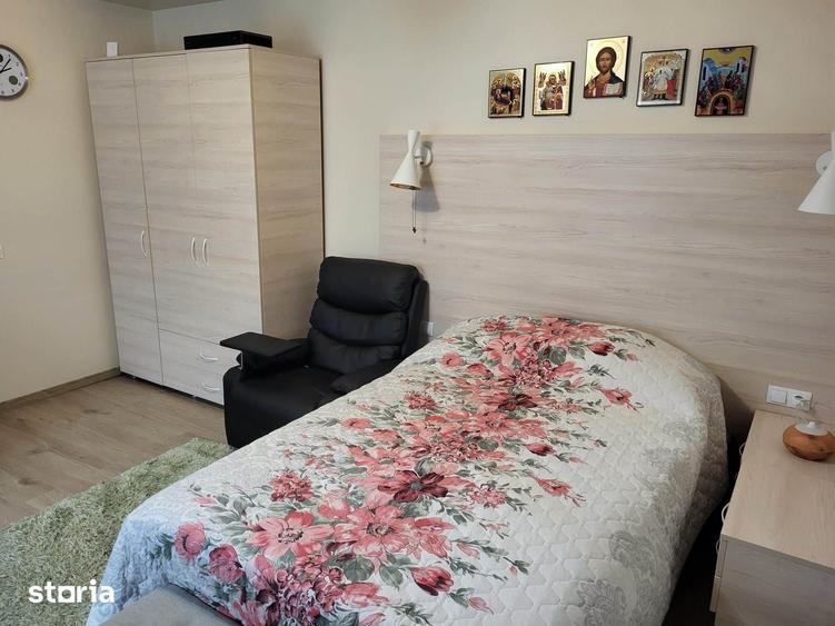 Casă cu 6 camere cu Teren 330 Mp în Turnișor
