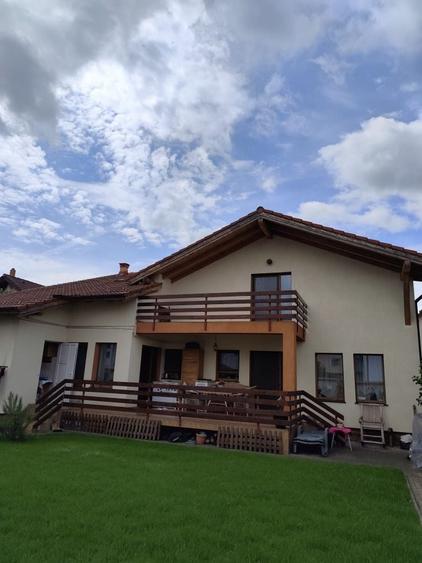 Casă cu 4 camere cu Teren 500 Mp în Șelimbăr
