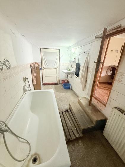 Casă individuală cu 4 camere cu Canalizare în Brebu Mânăstirei