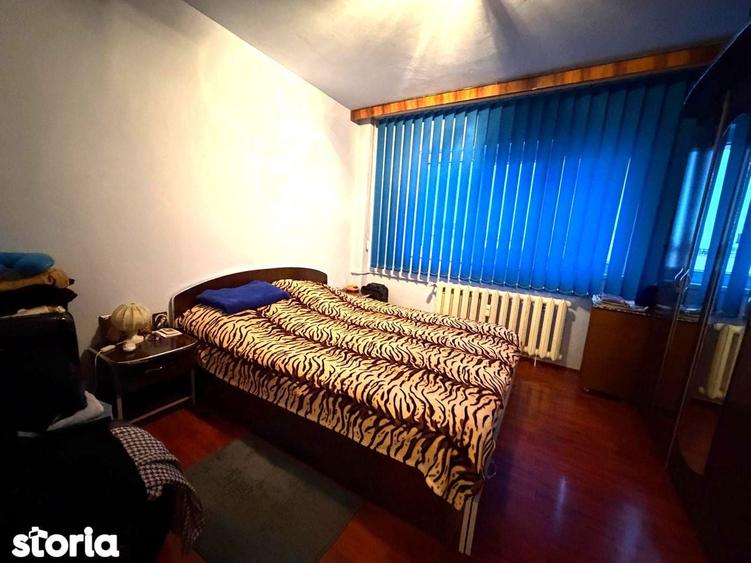 Apartament cu 2 camere decomandat în Vitan