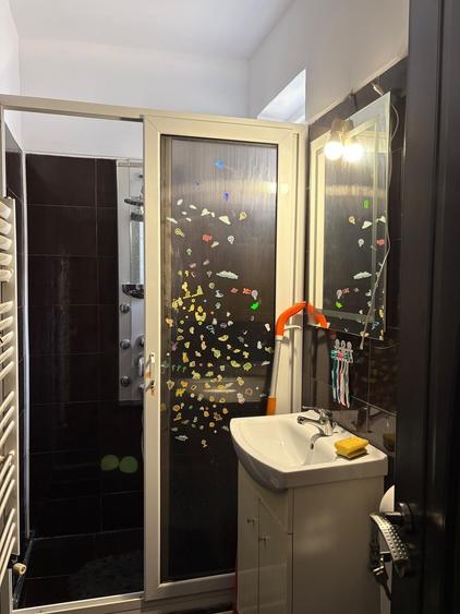 Apartament cu 2 camere în Coman