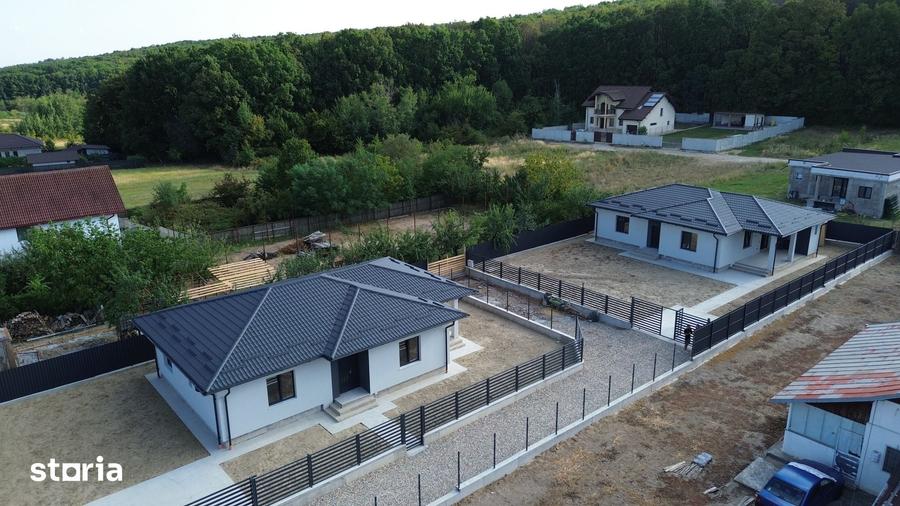Casă cu 4 camere cu Teren 600 Mp în Central