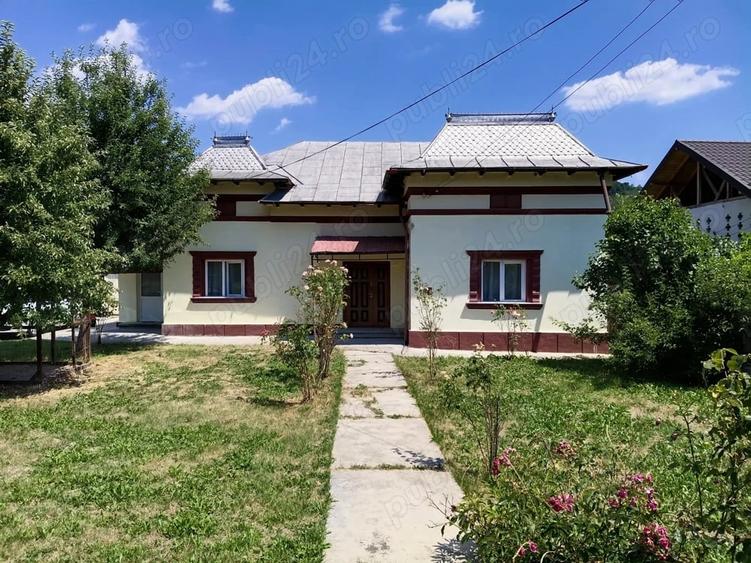 Casă cu 3 camere cu Teren 2500 Mp în Băbana