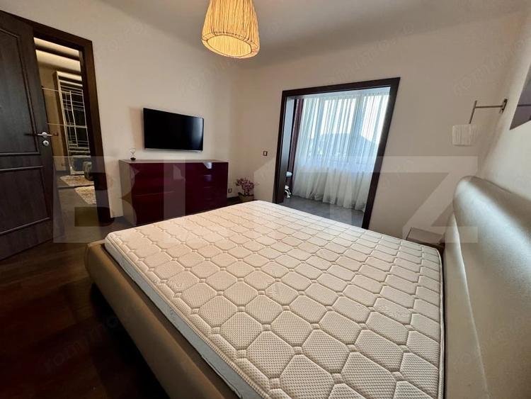 Apartament cu 4 camere decomandat în Valea Rosie