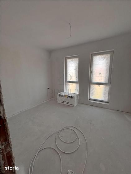 DUPLEX MOSNITA NOUA, 102MP UTILI, - 2