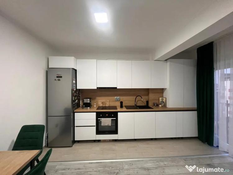 Apartament cu 2 camere semidecomandat în Florești