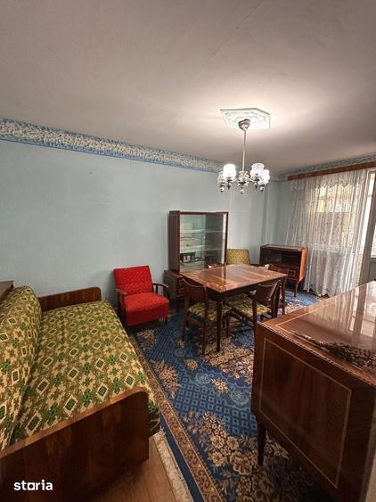 Apartament cu 4 camere decomandat în Ultracentral