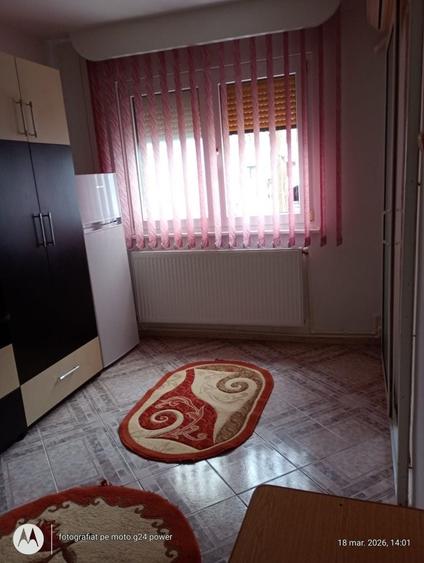 Garsonieră semidecomandată în Micro 40