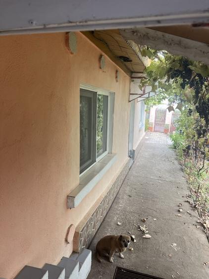Casă cu 4 camere în Gălățui