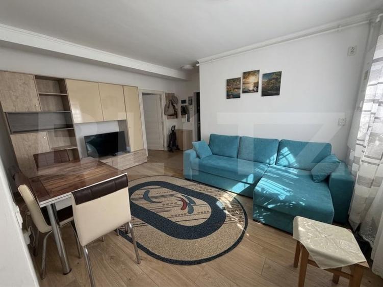 Apartament cu 2 camere semidecomandat, mobilat în Florești