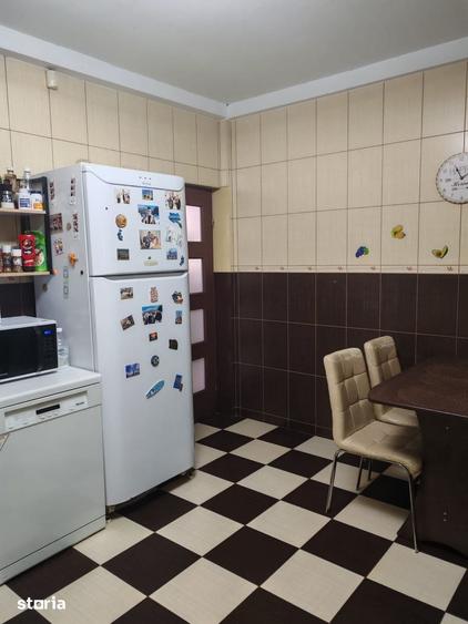Casă cu 4 camere cu Teren 333 Mp în Central