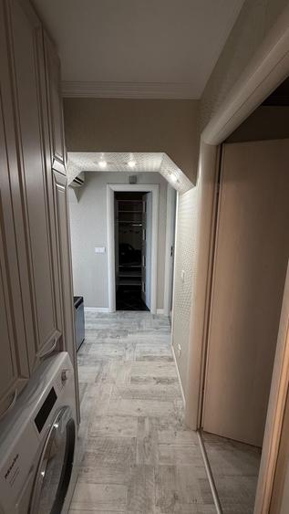 Apartament cu 3 camere decomandat în Lacu