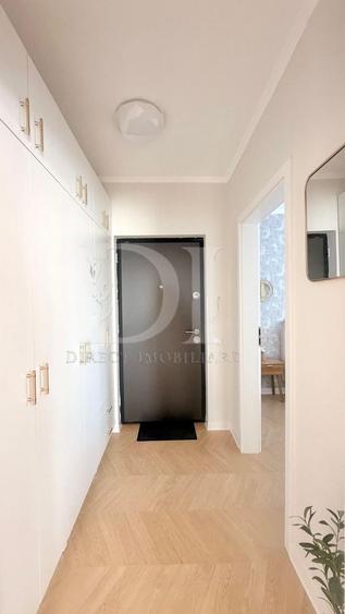 Apartament cu 2 camere semidecomandat în Florești