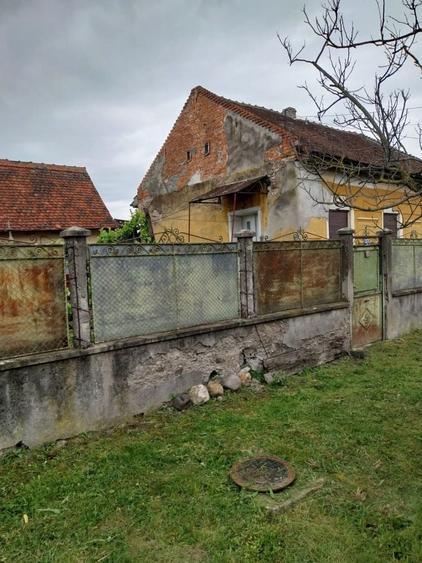 Casă cu 2 camere în Buteni