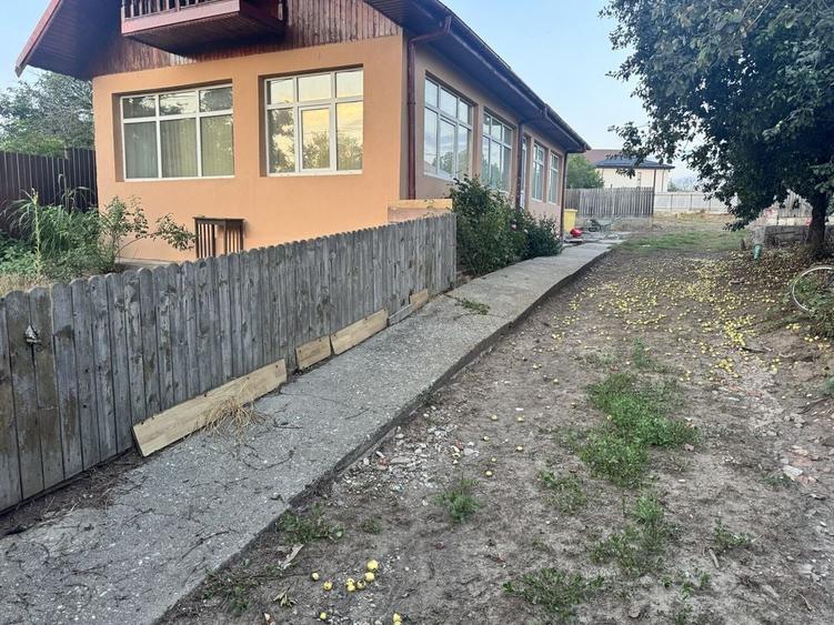 Casă cu 3 camere în Petrăchioaia