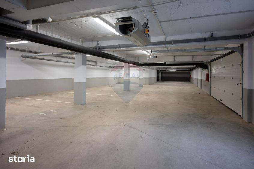 Apartament cu 3 camere în Tractorul