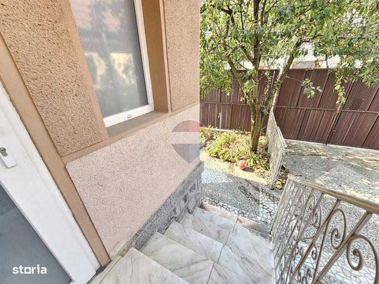 Casă cu 4 camere cu Teren 241 Mp în Central