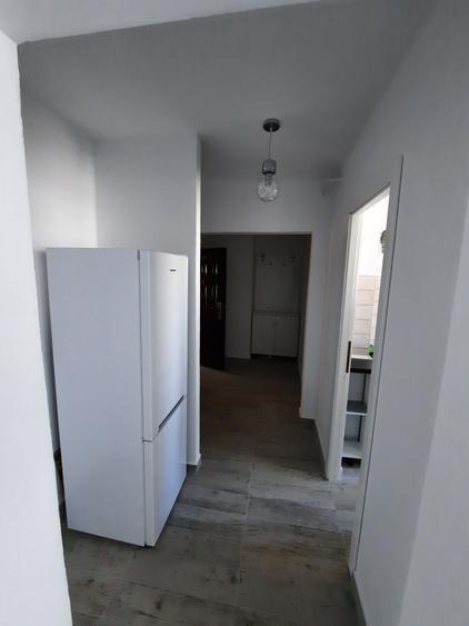 De inchiriat apartament cu 2 camere - 2