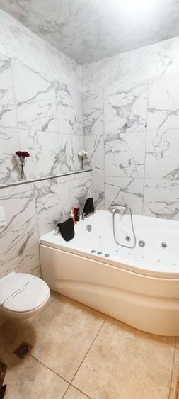 Apartament semidecomandat în Central