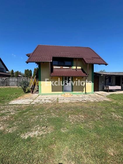 Casă individuală cu 3 camere cu Canalizare în Mărăcineni