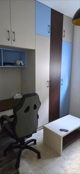 Apartament cu 3 camere decomandat, mobilat în 13 Septembrie