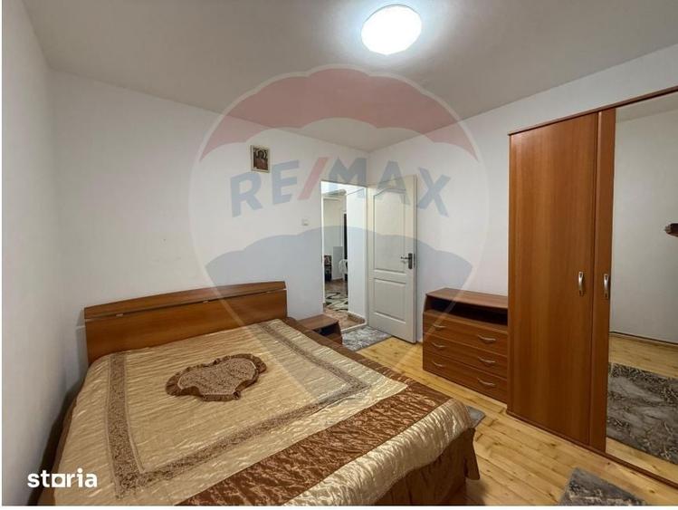 Apartament spa?ios-zona Vasile Aron - 4