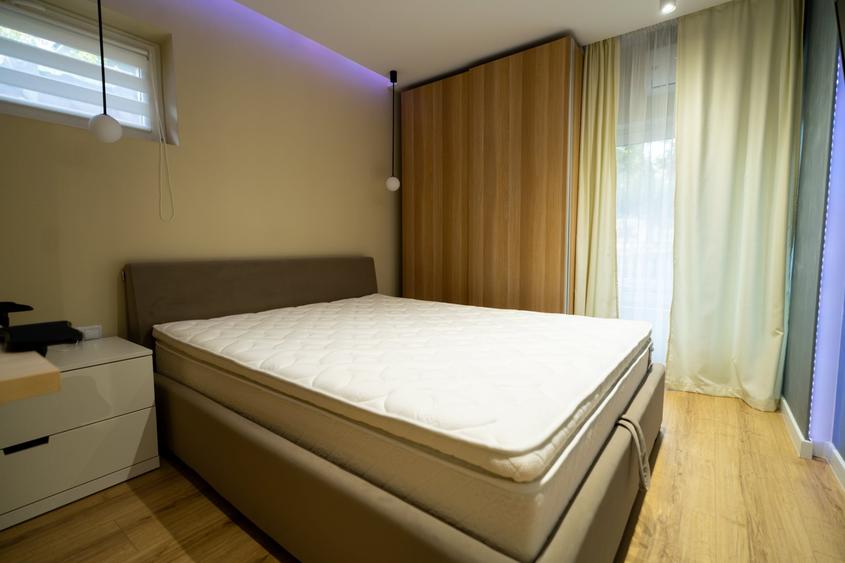 Apartament cu 2 camere semidecomandat, mobilat în Europa