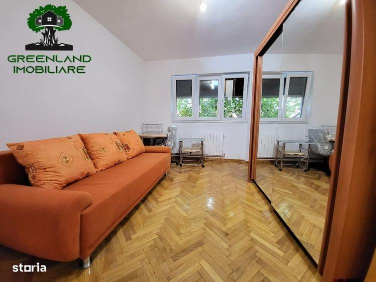 Apartament cu 4 camere decomandat în Copou