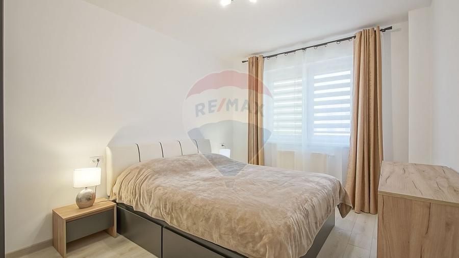 Apartament 2 camere de închiriat, prima inchiriere, Brasov, Tractorul - 1