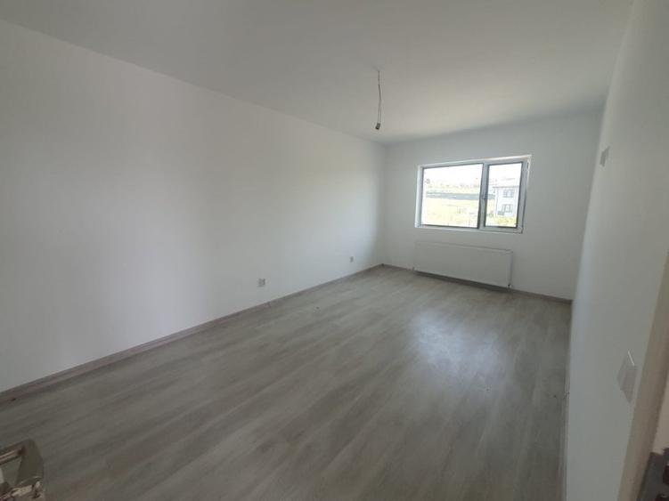 Apartament cu 2 camere decomandat în Galata