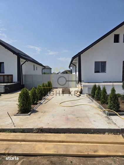 Casă cu 3 camere cu Teren 250 Mp în Clinceni
