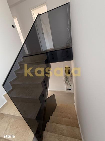 Casă cu 4 camere cu Teren 435 Mp în Domnești