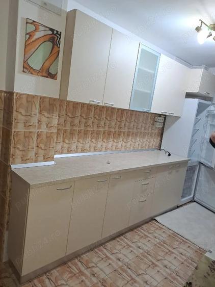 Apartament cu 3 camere decomandat în UTA