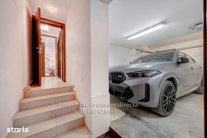Casă cu 8 camere decomandat cu Teren 1000 Mp în Central