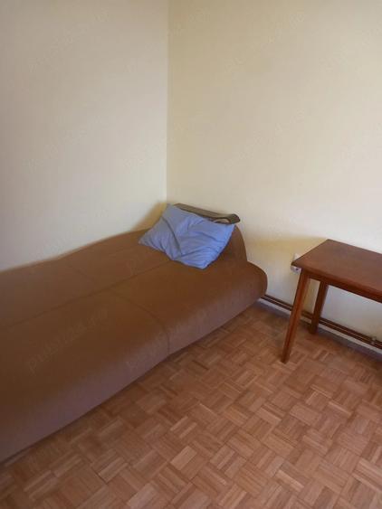 Apartament cu 2 camere decomandat în Calea București