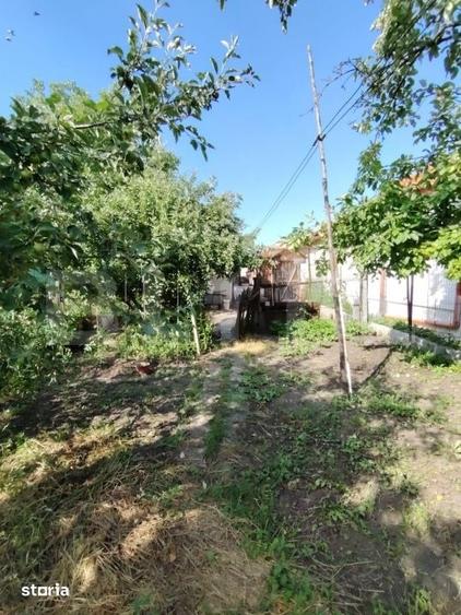 Casă cu 3 camere cu Teren 440 Mp în Central