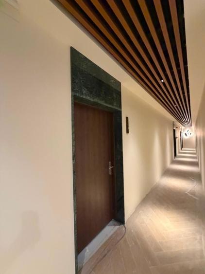 Apartament cu 3 camere decomandat în Vest