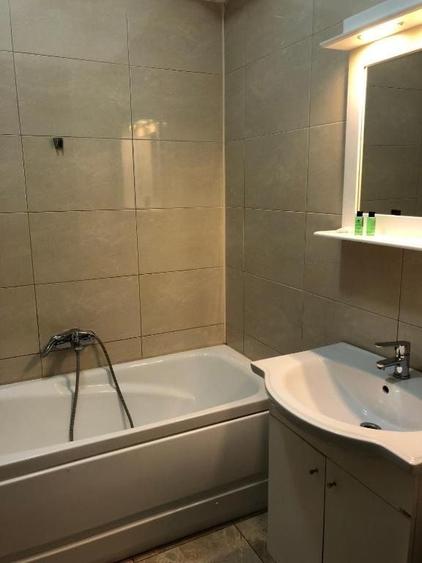 Apartament cu 2 camere decomandat în Mamaia