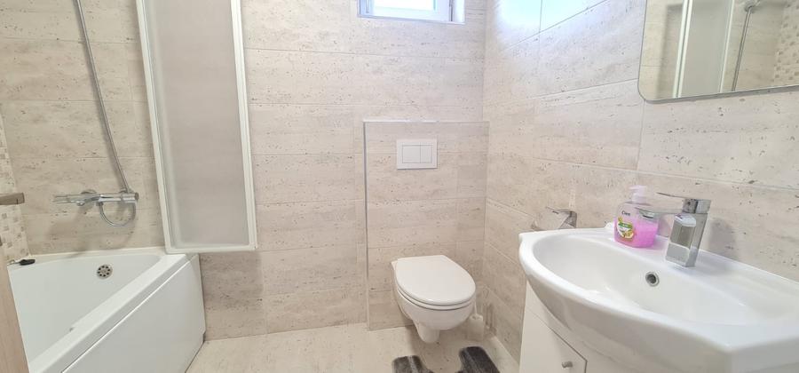 Duplex cu 4 camere cu Canalizare în Tărlungeni