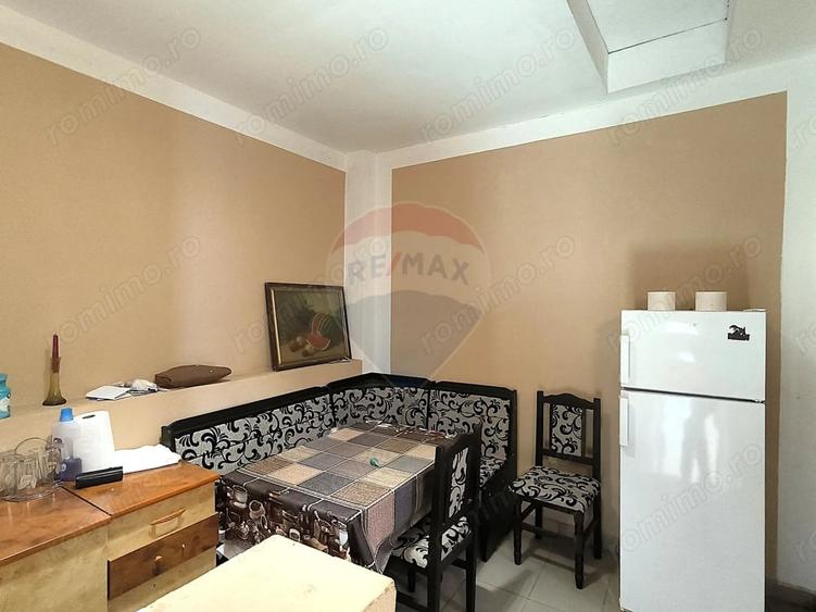 Casă cu 2 camere cu Teren 913 Mp în Șaroș pe Târnave