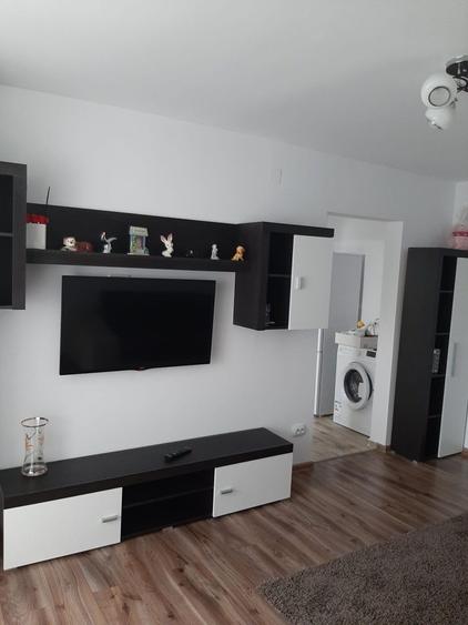 Apartament cu 2 camere decomandat în Brâncoveanu