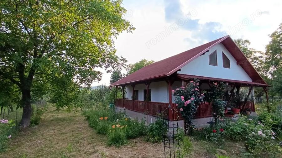 Casă cu 3 camere cu Teren 1544 Mp în Brebu