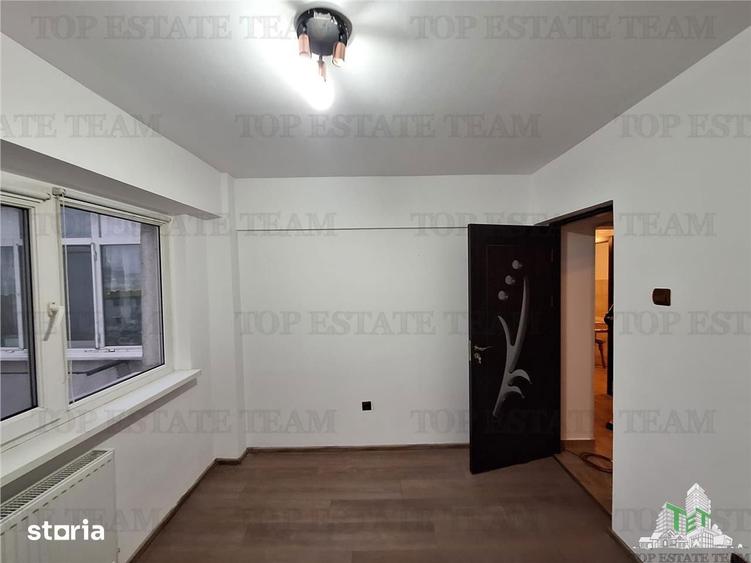 Apartament cu 3 camere decomandat în Obor
