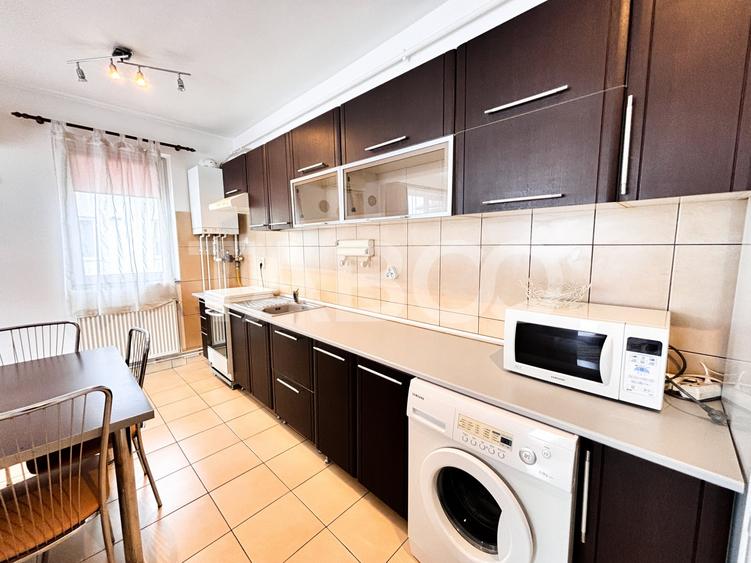 Apartament cu 2 camere semidecomandat, mobilat în Bună Ziua