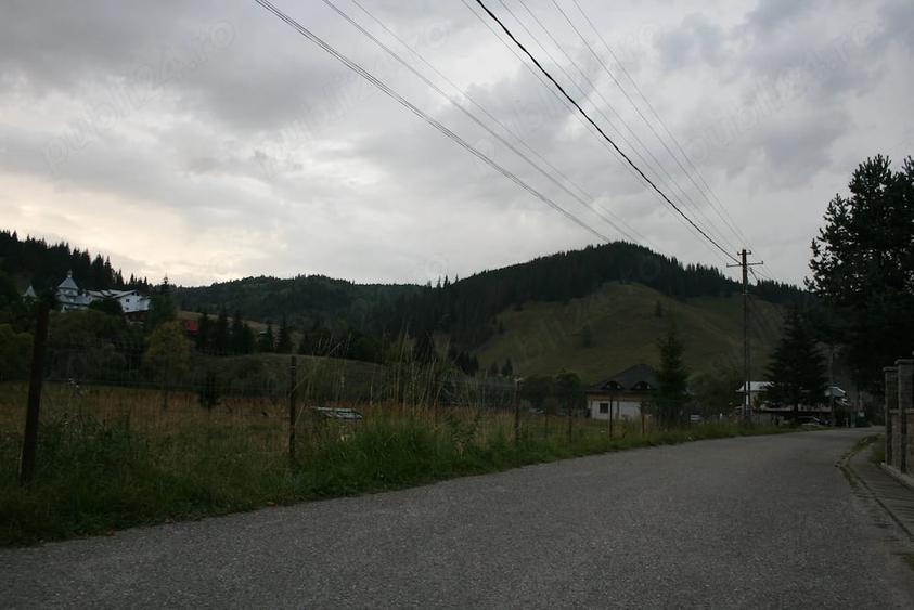 Teren de 13841 mp, în Valea Putnei