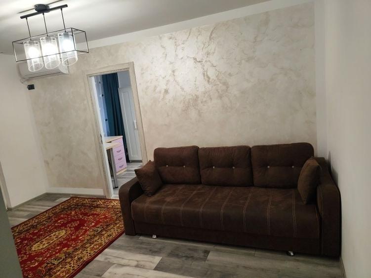 Casă cu 2 camere cu Teren 43 Mp în Casa de Cultură