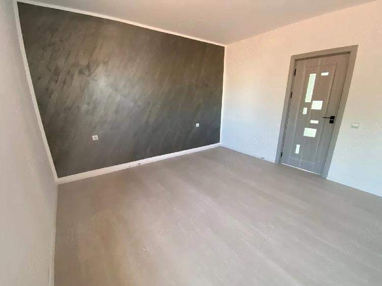 Casă cu Teren 200 Mp în Central